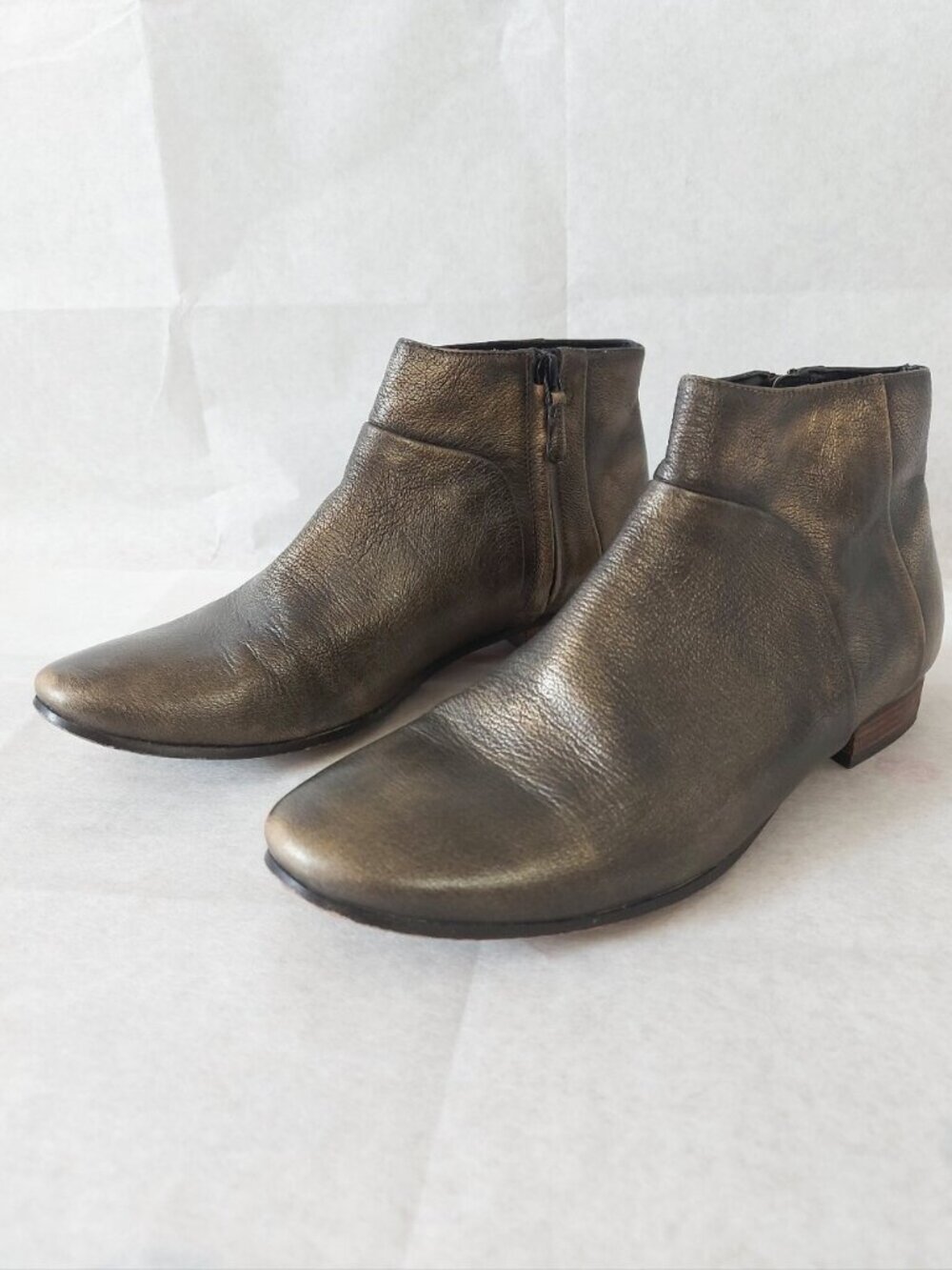 Cole Haan Allen Women Metallic Burnished Bronze Leather Zip Ankle Bootie 7.5 B